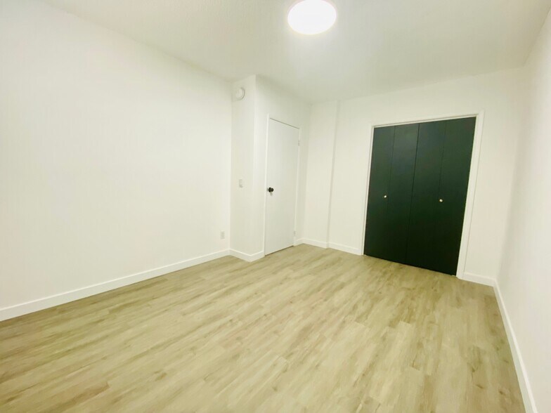More Photos Of 10603-10609 Palms Blvd, Los Angeles Apartments For Sale