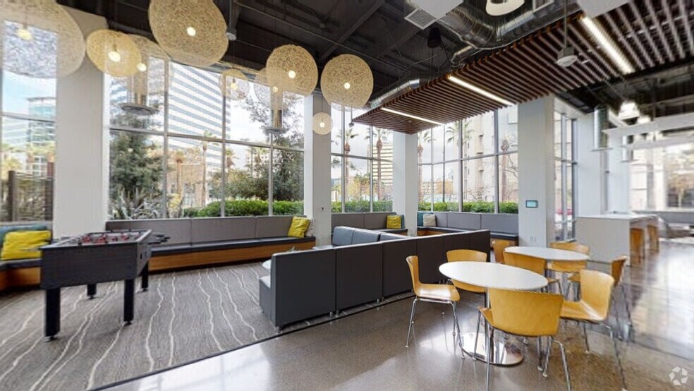 More Photos Of 1 Almaden Blvd, San Jose Unknown For Lease