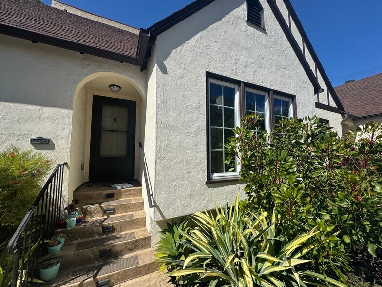 More Photos Of 1652 Oxford St, Berkeley Apartments For Sale