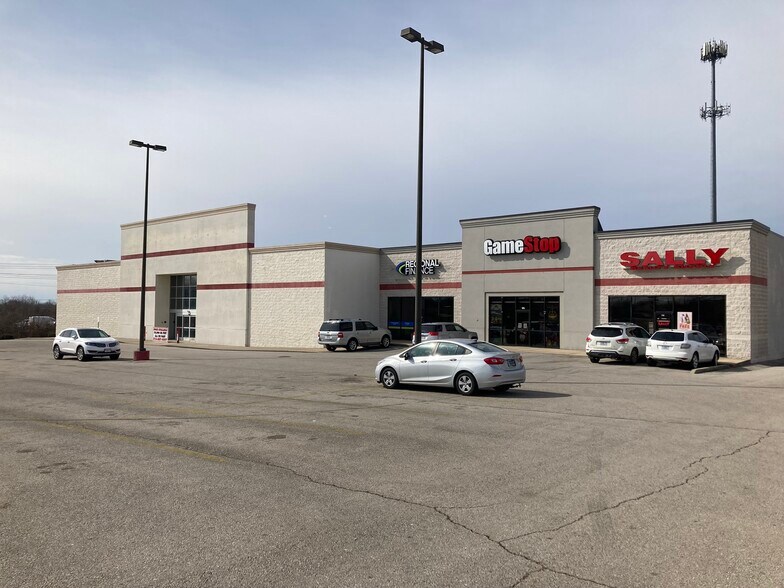 More Photos Of 1401 Vine St, Poplar Bluff Storefront For Sale