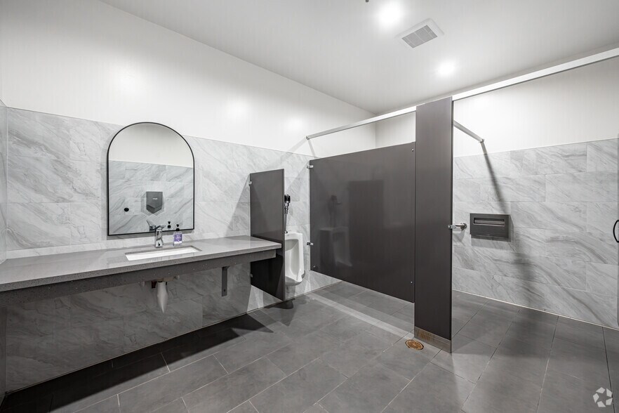 More Photos Of 5624 Philadelphia St, Chino Medical For Sale
