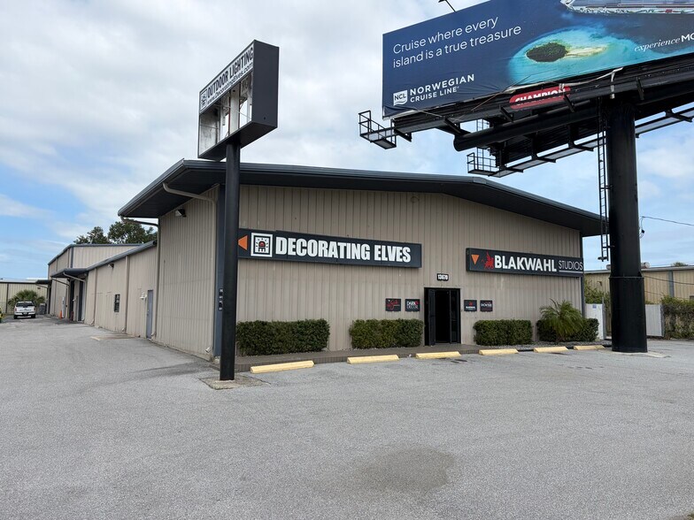 More Photos Of 13670 Roosevelt Blvd, Clearwater Warehouse For Lease