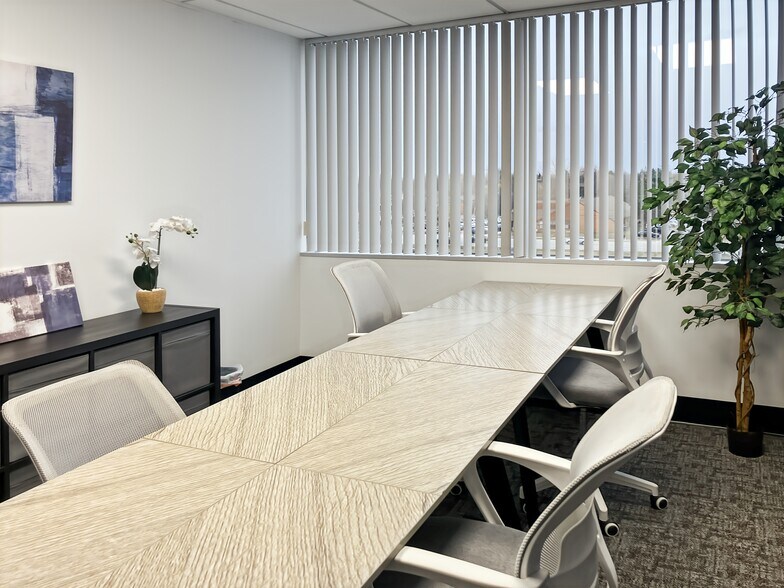 More Photos Of 29777 Telegraph Rd, Southfield Coworking Space