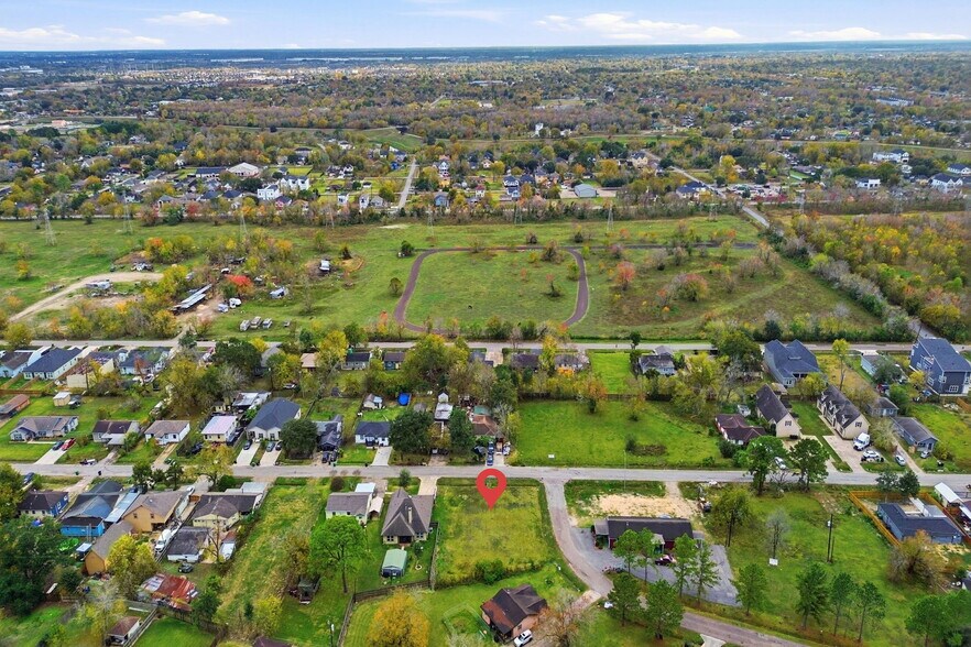 More Photos Of 5043 5045 Higgins and 5035 5037 Paula Street st, Houston Land For Sale