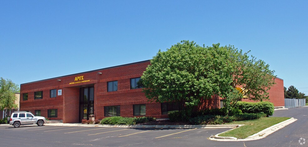 Primary Photo Of 391 Charles Ct, West Chicago Warehouse For Sale