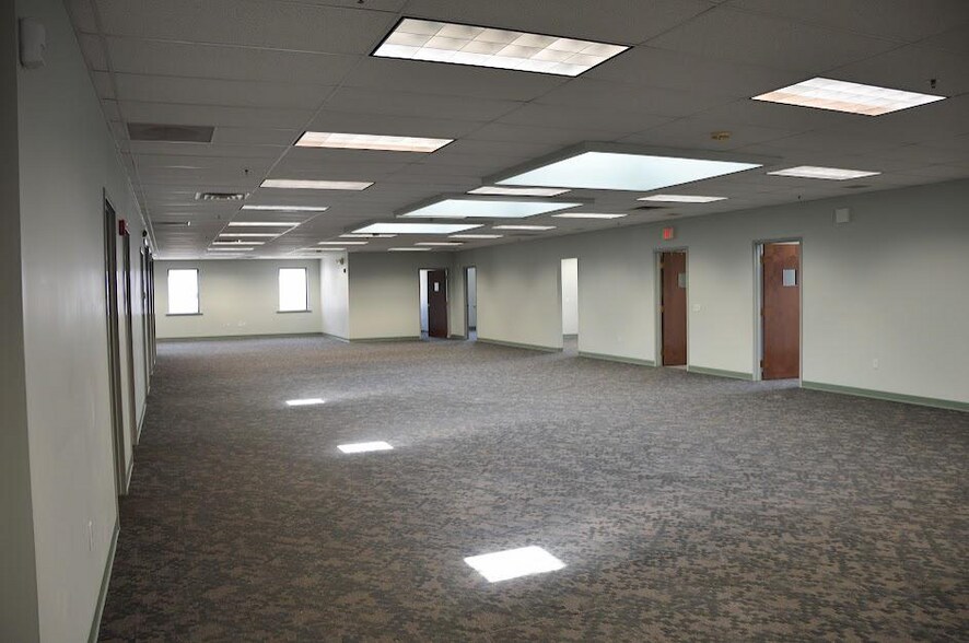 More Photos Of 1410 Laurel Blvd, Pottsville Warehouse For Lease