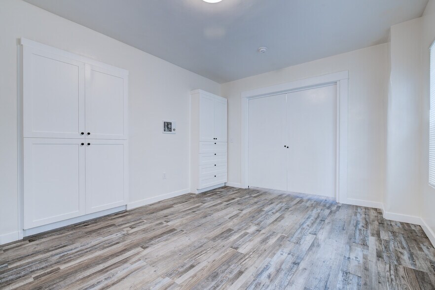 More Photos Of 12 1/2 25th Pl, Venice Apartments For Sale