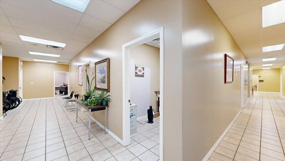 More Photos Of 113 Bo Bo Dr, Crystal Springs Freestanding For Lease