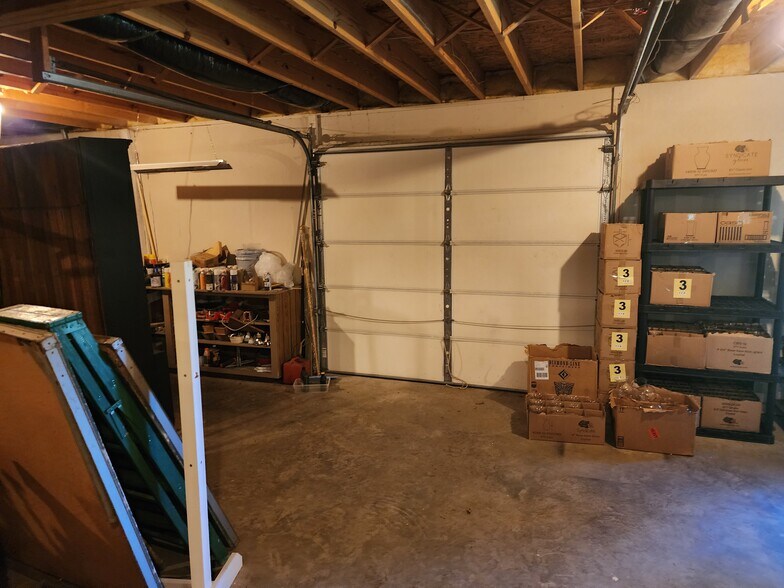 More Photos Of 1500 E Main St, Robinson Storefront For Sale