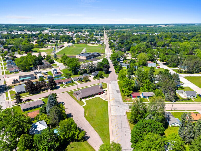 More Photos Of 301 S Chestnut Ave, Oconto Falls Religious Facility For Sale