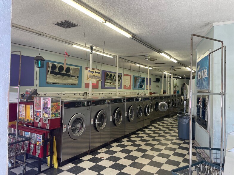 More Photos Of 3338 Santa Fe Ave, Long Beach General Retail For Sale