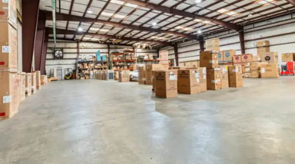 More Photos Of 1925 Industrial Blvd, Harvey Warehouse For Lease