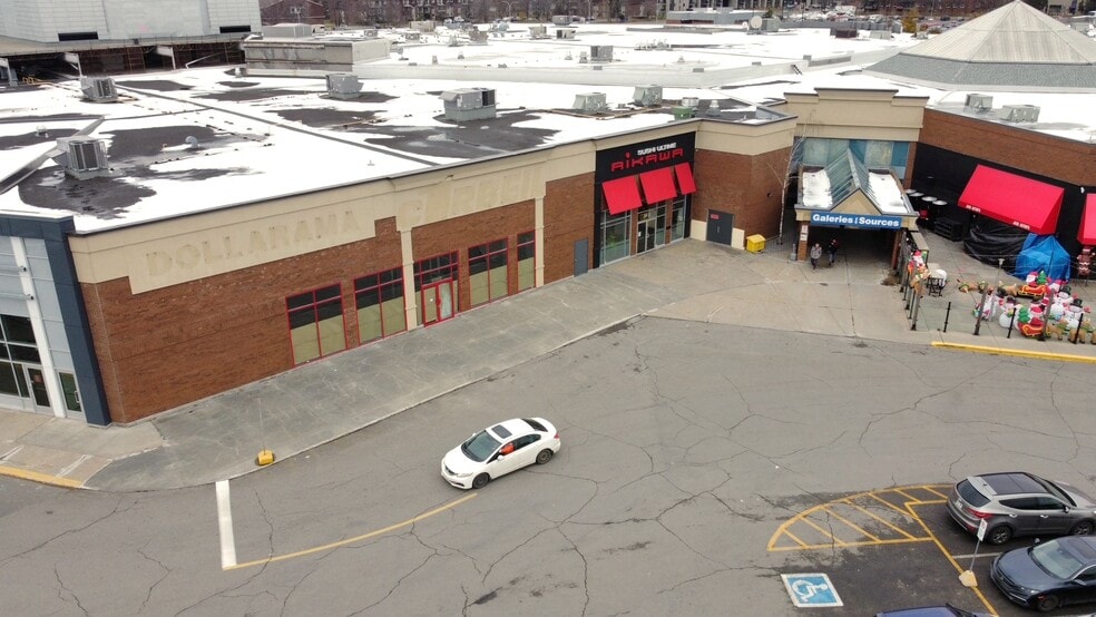 More Photos Of 3237 Boul des Sources, Dollard-des-Ormeaux General Retail For Lease