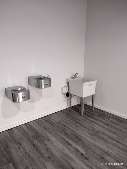 More Photos Of 4409 S County Line Rd, Oklahoma City General Retail For Sale