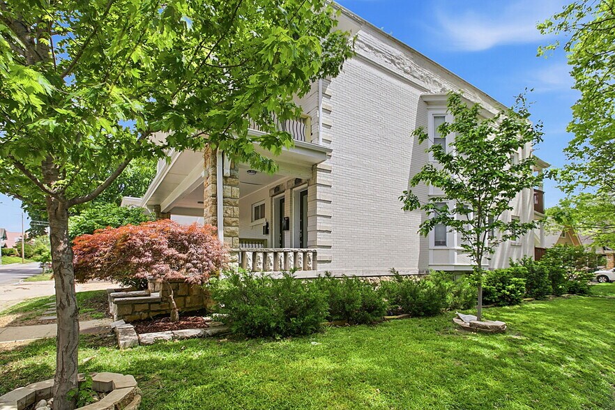 More Photos Of 901-903 39th St, Kansas City Multifamily For Sale