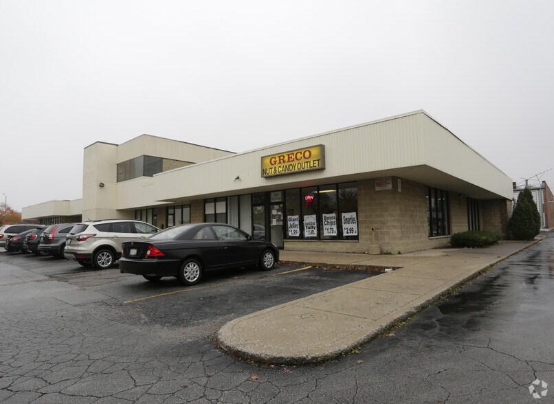 More Photos Of 7950-7976 W 167th St, Tinley Park Storefront Retail Office For Lease