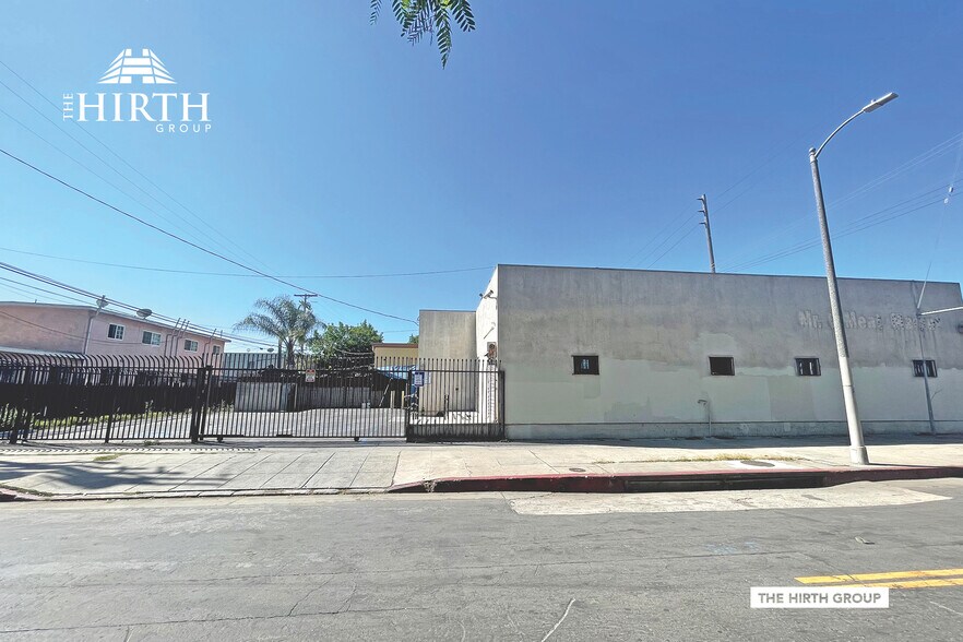 More Photos Of 6200 S Western Ave, Los Angeles Storefront For Lease