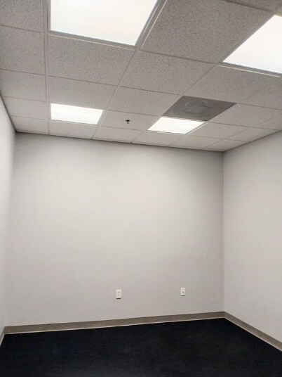 More Photos Of 801 W Little Creek Rd, Norfolk Self Storage For Lease