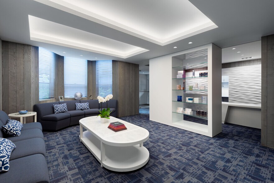 More Photos Of 57 N Middletown Rd, Nanuet Medical For Sale