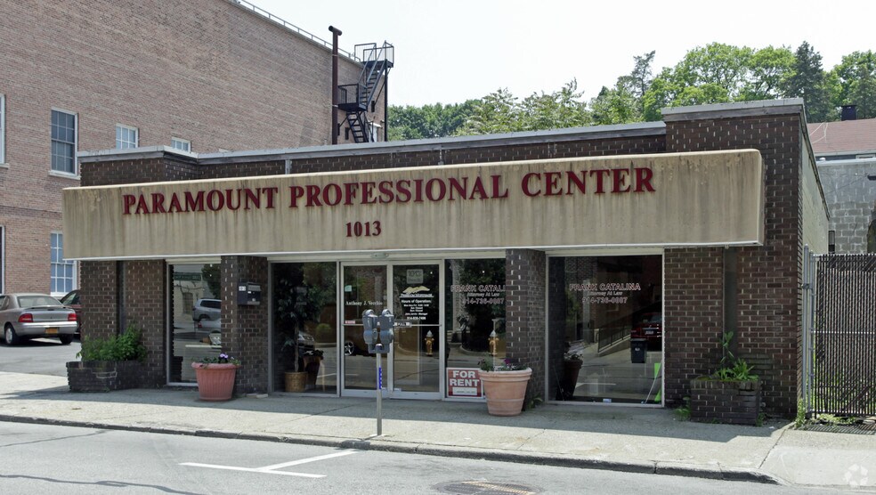 More Photos Of 1013 Brown St, Peekskill Office For Lease