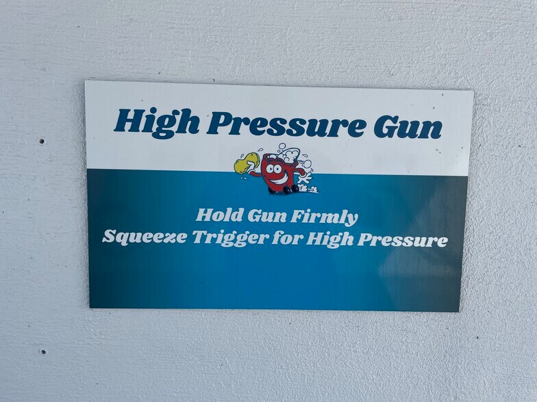 More Photos Of 115 W Glenview Dr, San Antonio Specialty For Sale