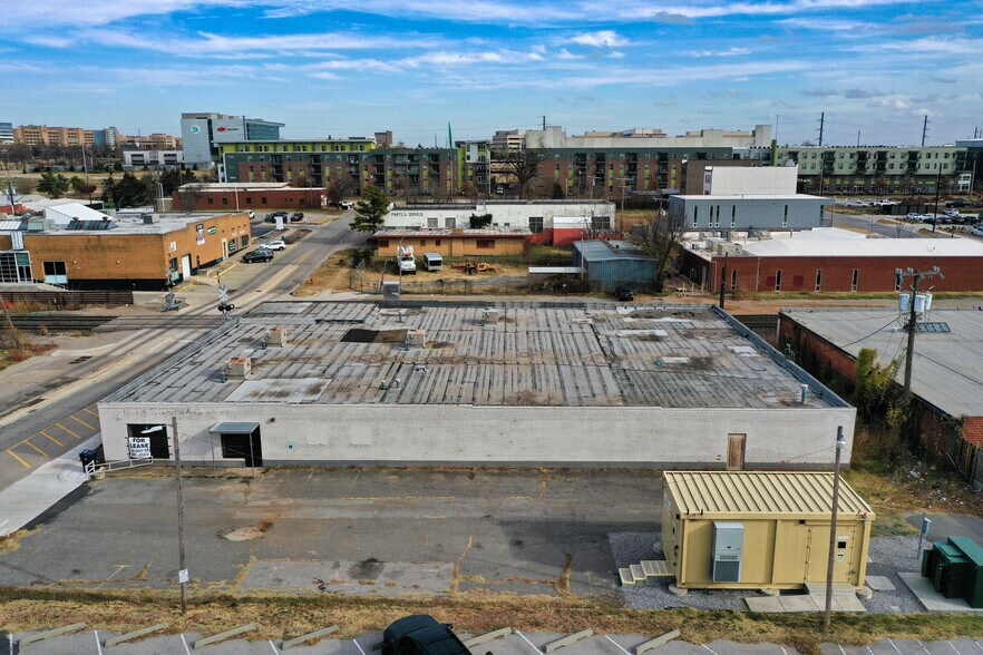 More Photos Of 8 NW 8th St, Oklahoma City Light Manufacturing For Lease
