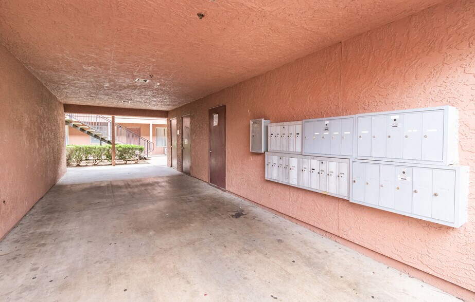 More Photos Of 1230 Melton Dr, Yuba City Apartments For Sale
