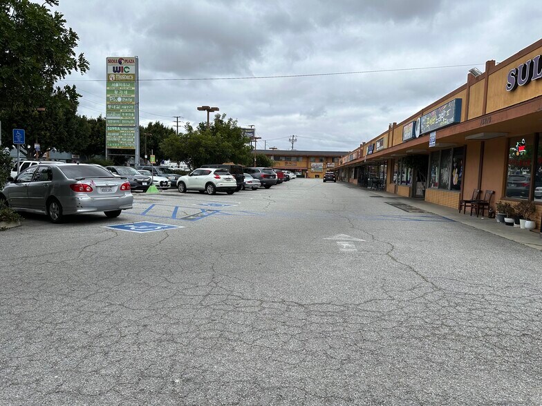 More Photos Of 15112-15212 S Western Ave, Gardena Unknown For Lease