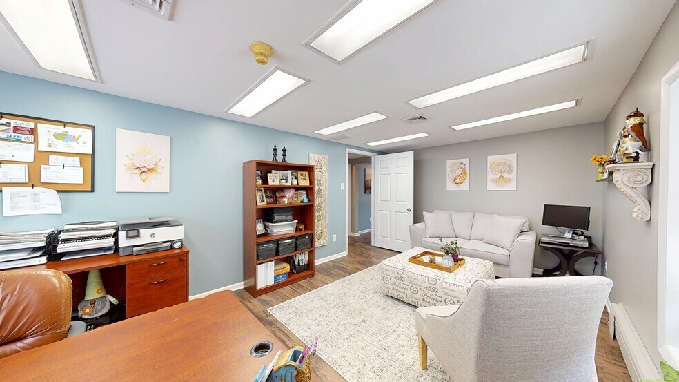 More Photos Of 172 Tuckerton Rd, Medford Office For Sale
