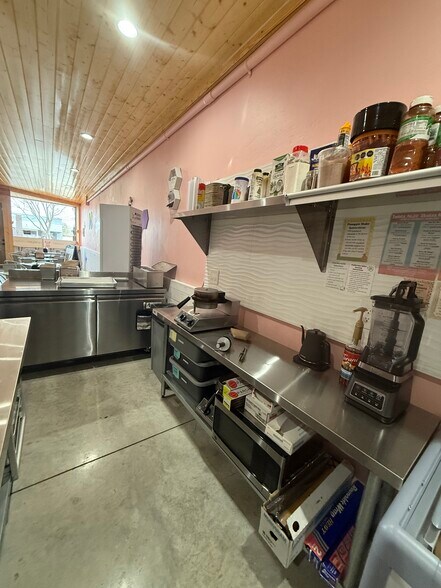 More Photos Of 216-222 E Main, Yadkinville Storefront For Lease