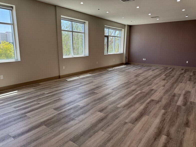 More Photos Of 293-301 Brea Canyon Rd, City of Industry Warehouse For Sale