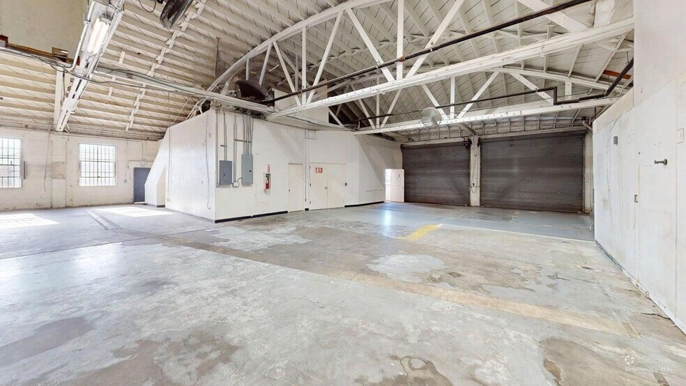 More Photos Of 415 E 10th St, Pittsburg Warehouse For Sale