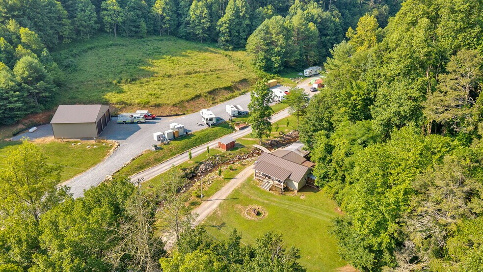 More Photos Of 5340 US-321, Butler Specialty For Sale