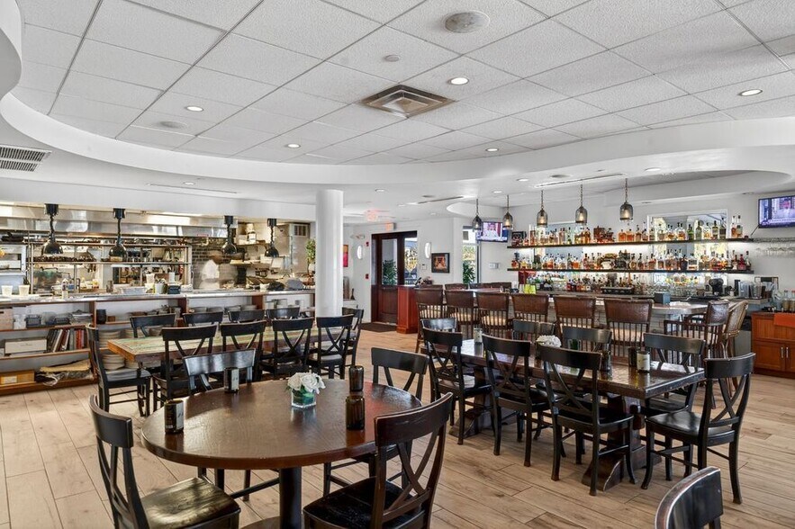 More Photos Of 1020-1050 Easter Lily Ln, Vero Beach, Vero Beach Apartments For Sale