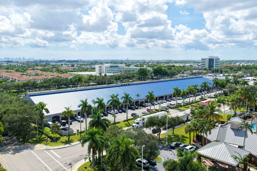 More Photos Of 2600 NW 87th Ave, Doral Storefront Retail Office For Lease