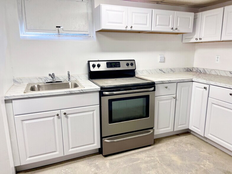 More Photos Of 422 3rd Ave S, Kent Office For Lease