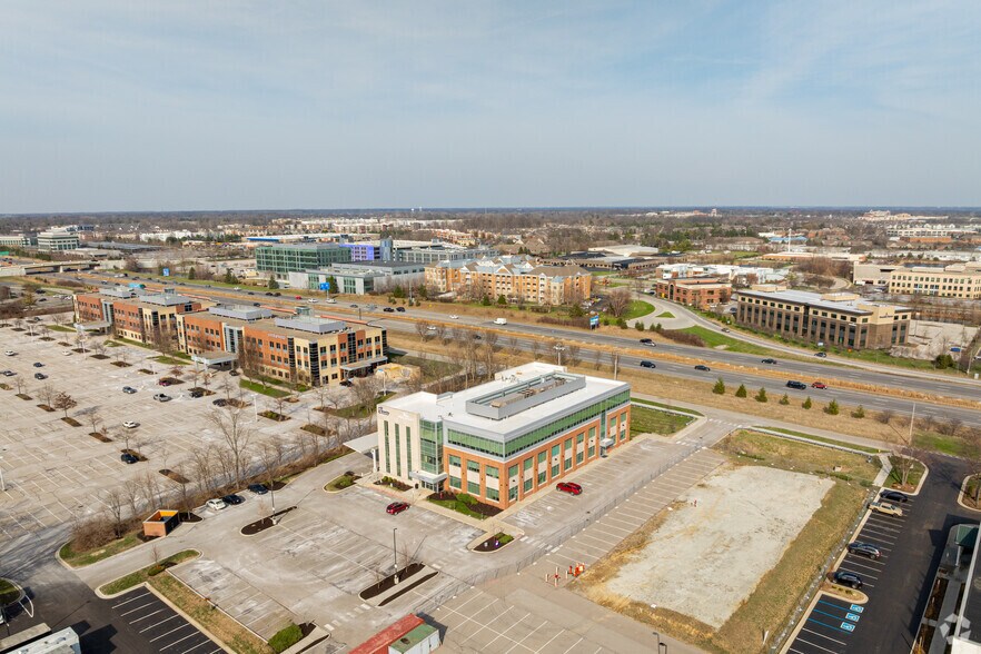 More Photos Of 12174 N Meridian St, Carmel Medical For Lease
