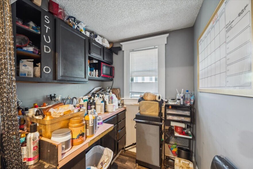 More Photos Of 86 N Gaston Ave, Somerville Restaurant For Sale