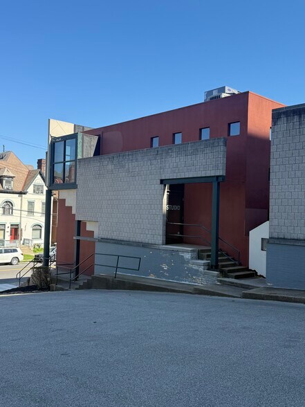 More Photos Of 357 N Craig St, Pittsburgh Office For Lease