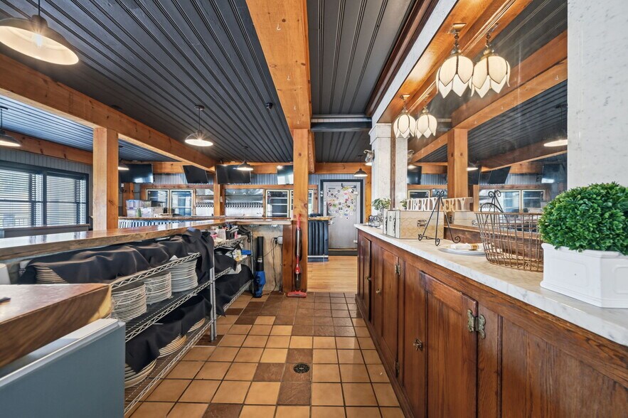 More Photos Of 2000 N Bridge St, Elkin Restaurant For Sale