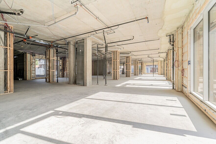 More Photos Of 2485 Rue Bélanger, Montréal Multifamily For Sale