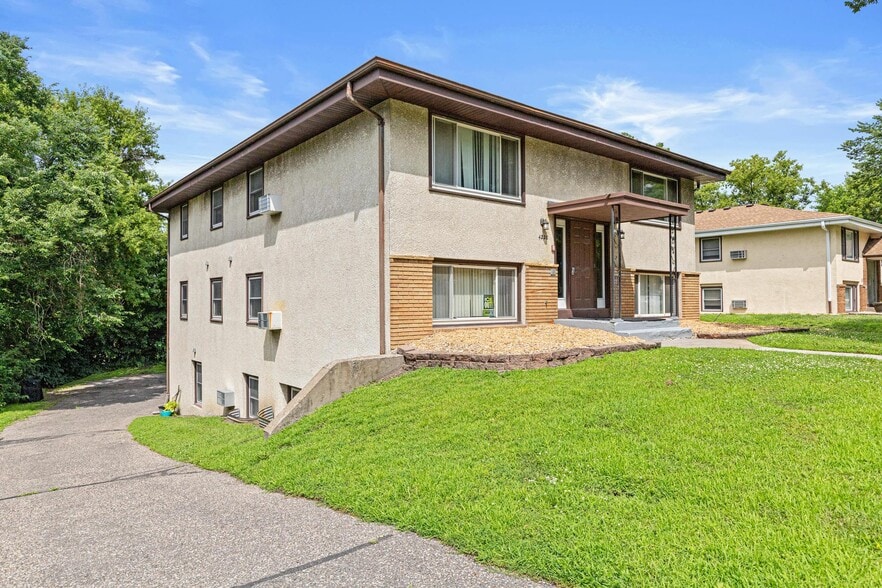 More Photos Of 4220 4th St NE, Columbia Heights Apartments For Sale