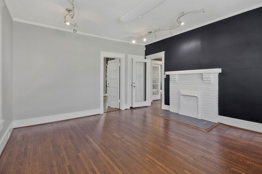 More Photos Of 131 Donelson Pike, Nashville Loft Creative Space For Sale