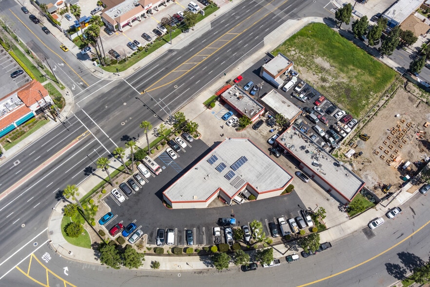 Primary Photo Of , Santa Ana General Retail For Sale
