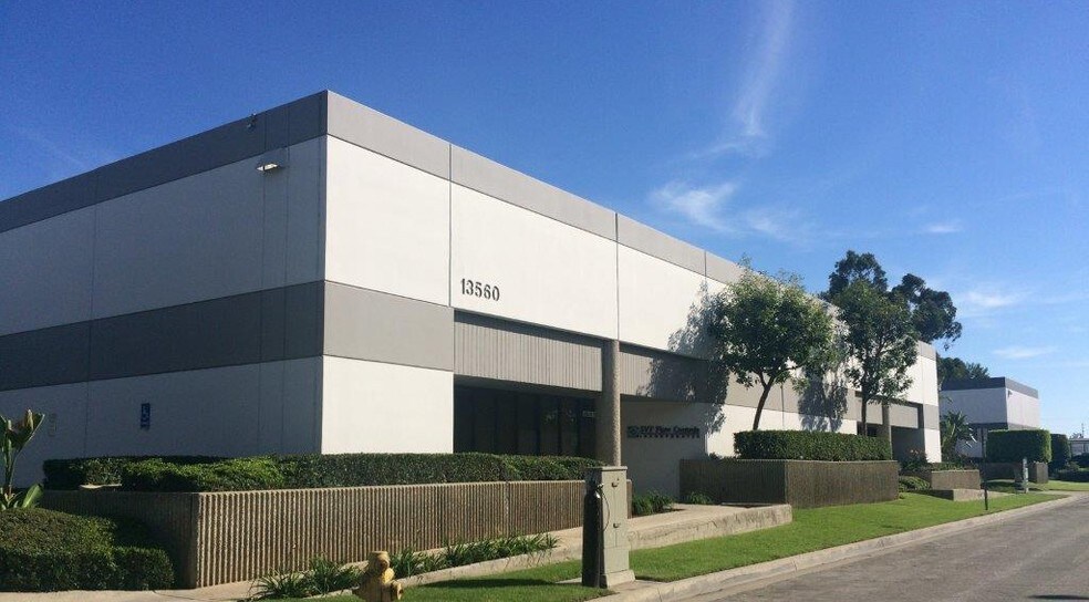 More Photos Of 13560 Larwin Cir, Santa Fe Springs Manufacturing For Lease