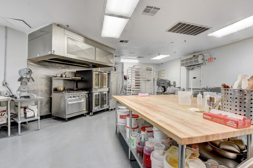 More Photos Of 4375 S Buffalo Dr, Las Vegas Storefront Retail Office For Sale