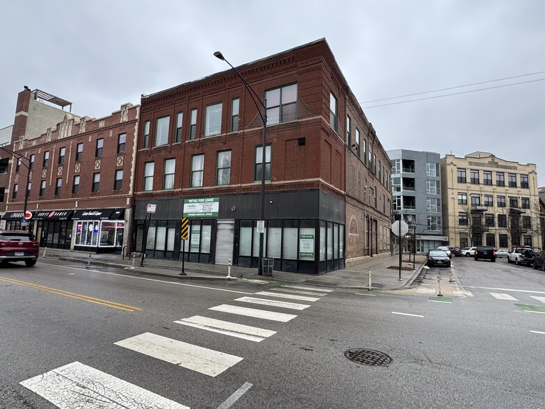 More Photos Of 1152 N Milwaukee Ave, Chicago Storefront Retail Office For Lease