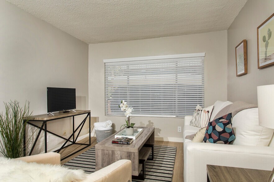 More Photos Of 12128 Ramona Ave, Hawthorne Apartments For Sale