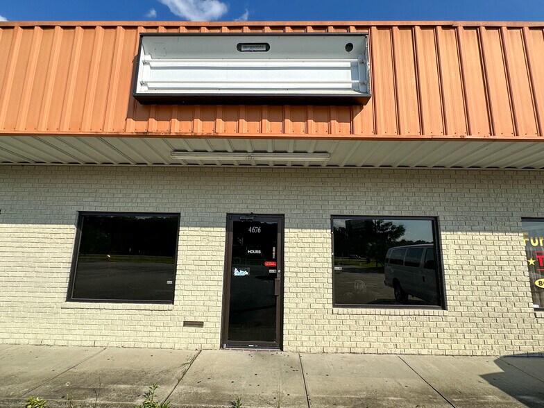 More Photos Of 4666-4678 Broad St, Sumter Restaurant For Sale