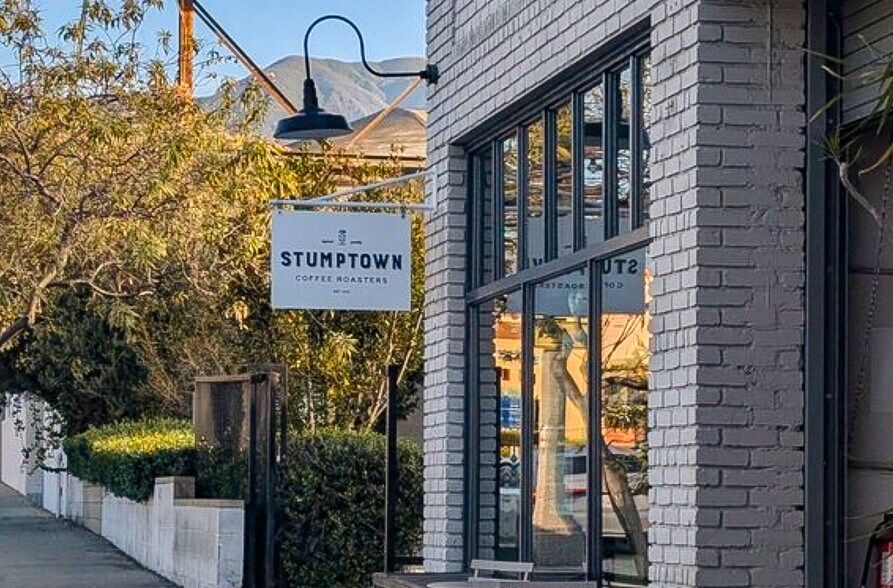 More Photos Of 1974-1992 Lincoln Ave, Pasadena Storefront Retail Office For Lease